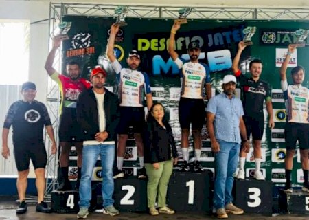 Em Jateí, ciclistas enfrentam chuva e lama em desafio de MTB; Veja algumas FOTOS