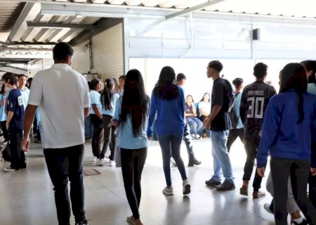 Pé-de-Meia:nascidos em julho e agosto recebem 9ª parcela