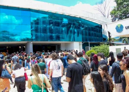 Em MS, 57,9 mil devem fazer a primeira prova do Enem hoje