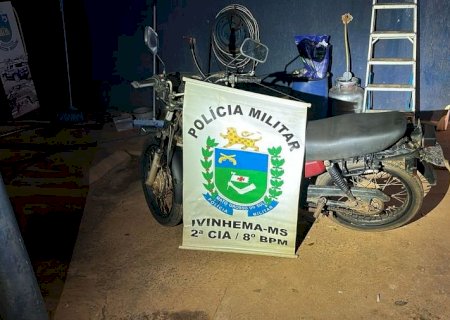 Motocicleta furtada é recuperada pela Polícia Militar em Ivinhema