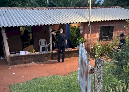 Ap&oacute;s briga, homem mata esposa com tiro de espingarda em fazenda em Bela Vista