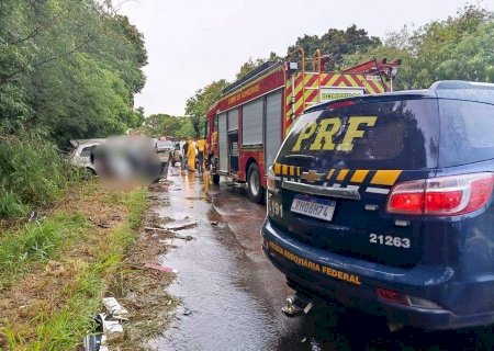 Moradoras de Ivinhema se envolvem em grave acidente de trânsito no PR; uma delas morreu no local