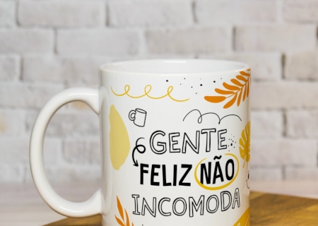 Gente feliz n&atilde;o incomoda