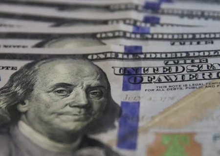Guerra no Oriente M&eacute;dio leva d&oacute;lar a R$ 5,26 e derruba bolsa