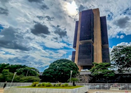 BC reduz juros básicos para 14,75% ao ano