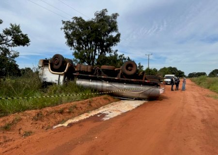 Motorista morre ao tombar caminhão leiteiro no Assentamento Peroba, em Nova Andradina
