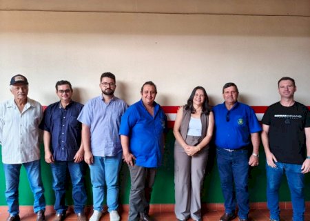 Prefeitura de Caarapó avança no fortalecimento da agricultura familiar com lideranças de associações