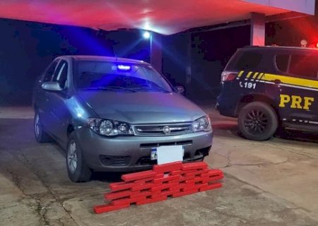 PRF apreende 22 Kg de maconha e recupera veículo em Água Clara (MS)>