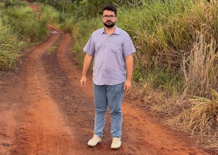 João Paulo Farias intensifica ações por melhorias nas estradas rurais de Caarapó>