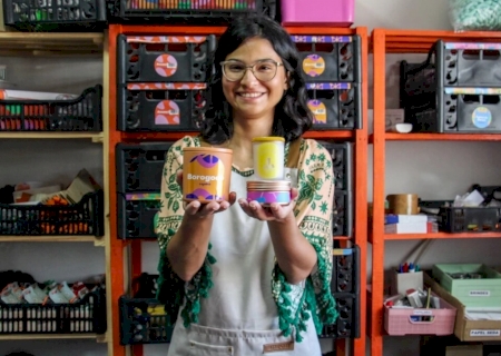 O que era terapia vira forma de ganhar dinheiro com cheiro de frutas>