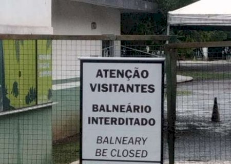 Balne&aacute;rio de Bonito amanhece interditado ap&oacute;s Formoso encher>