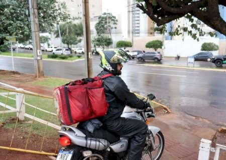 Cr&eacute;dito para entregadores ter&aacute; at&eacute; R$ 1,25 bilh&atilde;o em garantias>