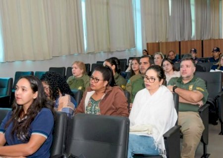 Patrulheiros do Detran de Aquidauana passam por capacitação para intervenção em crises de saúde mental>
