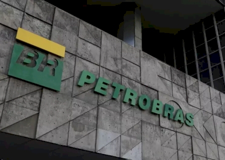 Petrobras reduz preço do diesel a partir desta segunda-feira e anuncia desconto de R$ 0,35 por litro>
