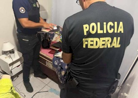 Opera&ccedil;&atilde;o mira grupo que movimentou R$ 76 milh&otilde;es com contrabando de cigarros>