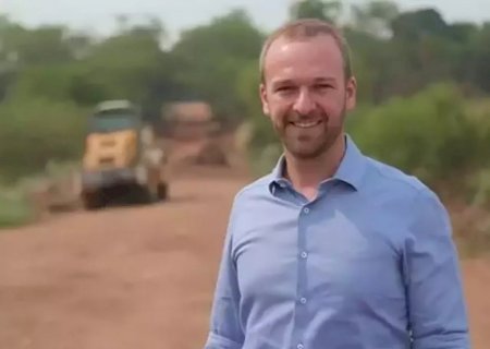 Prefeito de Terenos, Henrique Budke, afastado por fraude volta ao cargo após oito meses>