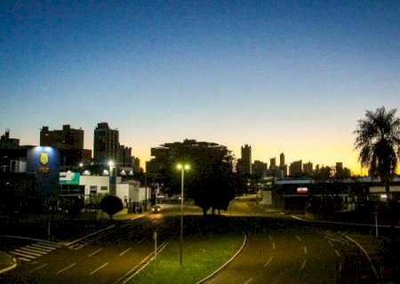 Véspera de feriado começa com frio de 5°C, mas terá sol e máxima de 32°C