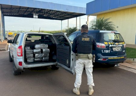 PRF apreende 156 Kg de maconha em Eldorado (MS)