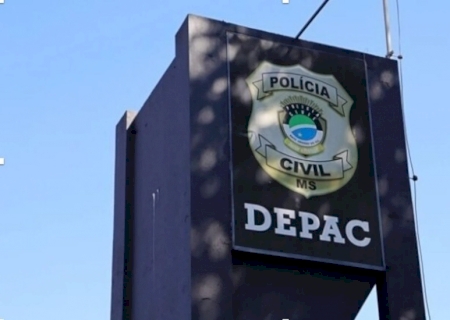Após descobrir conversa do companheiro com outra mulher, moradora de Dourados corta pneus de carro>