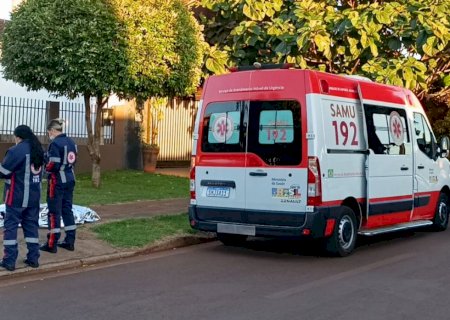 VÍDEO: Família acorda e encontra homem morto na calçada de casa em Dourados