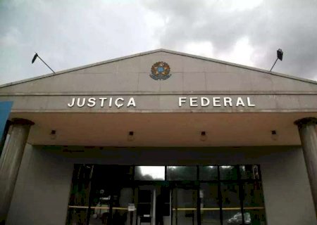 Juiz cita uso legal da maconha no exterior e ameniza pena por tr&aacute;fico de 18 kg>