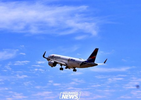 Voo que deveria pousar em Dourados é desviado para Capital>