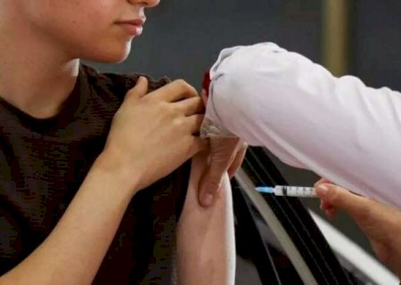 Vacina&ccedil;&atilde;o reduz pela metade circula&ccedil;&atilde;o dos principais tipos de HPV no Brasil>