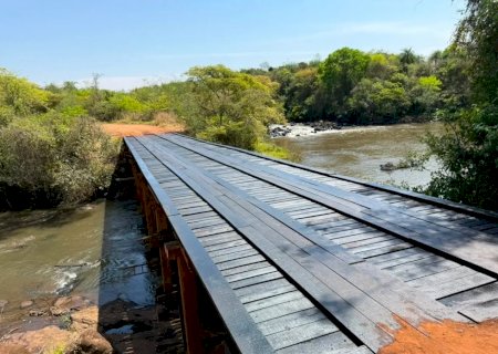 Prefeitura de Caarapó faz reforma de sete pontes em diferentes regiões do município