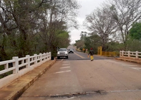 Tráfego de ponte da MS-345 sobre o Rio Miranda, em Bonito, será interditado>