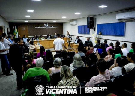 Câmara entrega 19 Títulos Cidadão nesta terça-feira, CONFIRA a lista de homenageados em Vicentina>