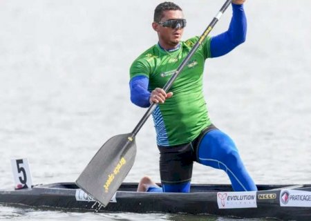 Isaquias Queiroz conquista ouro no C1 500m e é pentacampeão mundial