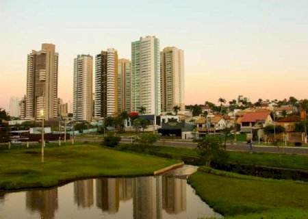 Calor&atilde;o de 41&deg;C e umidade de at&eacute; 12% marcam domingo em MS