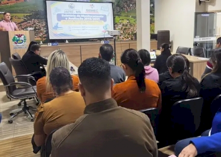 Audiência pública em Jateí avalia o Plano Municipal de Educação>