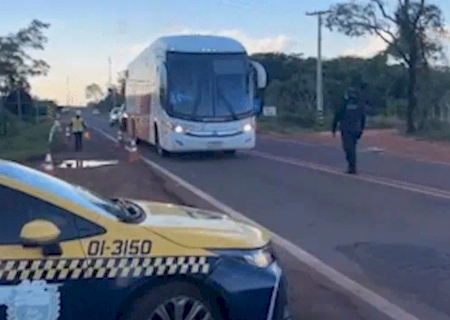 Manuten&ccedil;&atilde;o de pontes barra circula&ccedil;&atilde;o de ve&iacute;culos pesados na MS-040 at&eacute; Ribas>