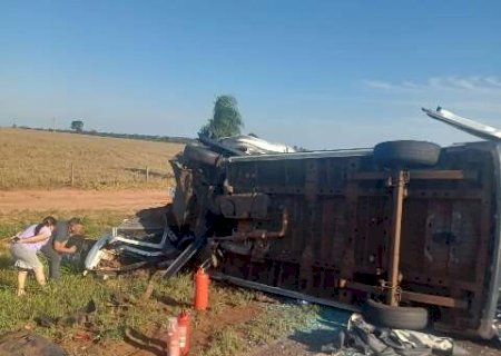 Acidente com van da saúde deixa 3 mortos e 7 feridos na BR-163>