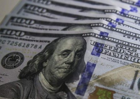 D&oacute;lar fecha semana em queda de 0,10% e termina cotado a R$ 5,12>