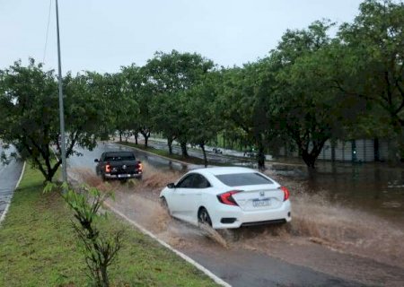 Campo Grande supera m&eacute;dia de chuva para setembro em apenas 12 horas>
