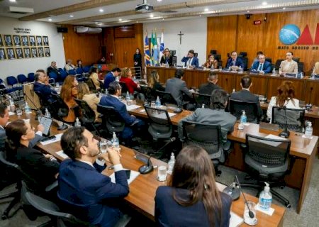 Por unanimidade, OAB-MS pede afastamento de Moraes e suspeição de Gonet