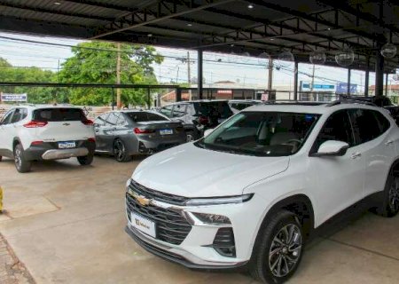 Elétricos mudam a régua de preços e pressionam mercado de seminovos em MS>