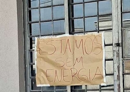 Mais de 20 horas depois, bairros ainda sofrem com falta de energia em Campo Grande>