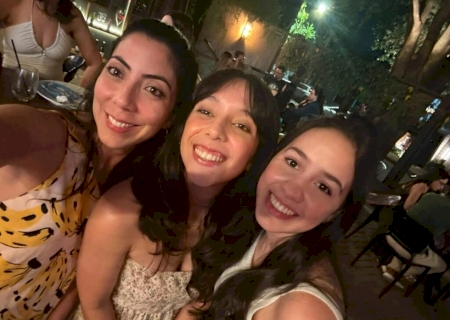 Amigas j&aacute; castraram 80 gatos para evitar que centenas nas&ccedil;am nas ruas>