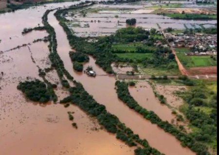 Rio Dourados, em Fátima do Sul, tem cheia atípica após setembro e outubro chuvosos