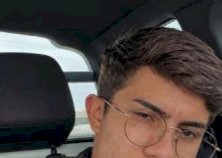 Motociclista morre no hospital ap&oacute;s bater em Kombi estacionada em Sidrolândia