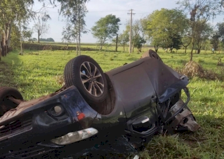AGORA: Homem é encontrado morto dentro de carro entre Fátima do Sul e Dourados>