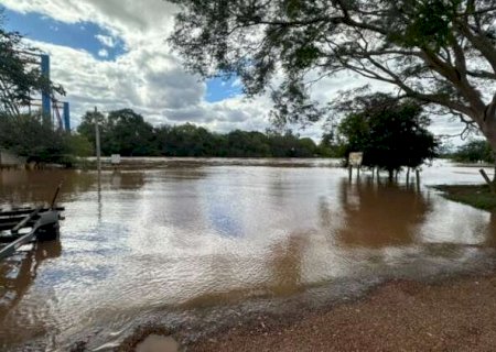 Rio Dourados recua 82 cent&iacute;metros e Rio Pardo baixa 35 cm em MS