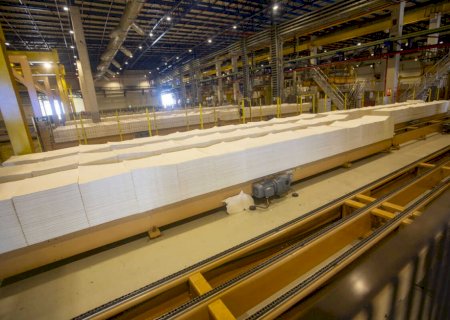 Aos 49 anos, MS consolida força econômica e mira mais indústrias>