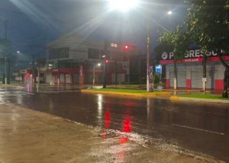 Temporal causa falta de energia em cidades de MS, mas vota&ccedil;&atilde;o segue normal