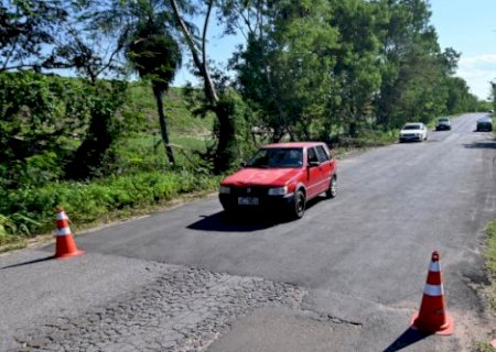 Ap&oacute;s 3 dias de interdi&ccedil;&atilde;o, rodovia que liga Corumb&aacute; &agrave; Bol&iacute;via &eacute; liberada>